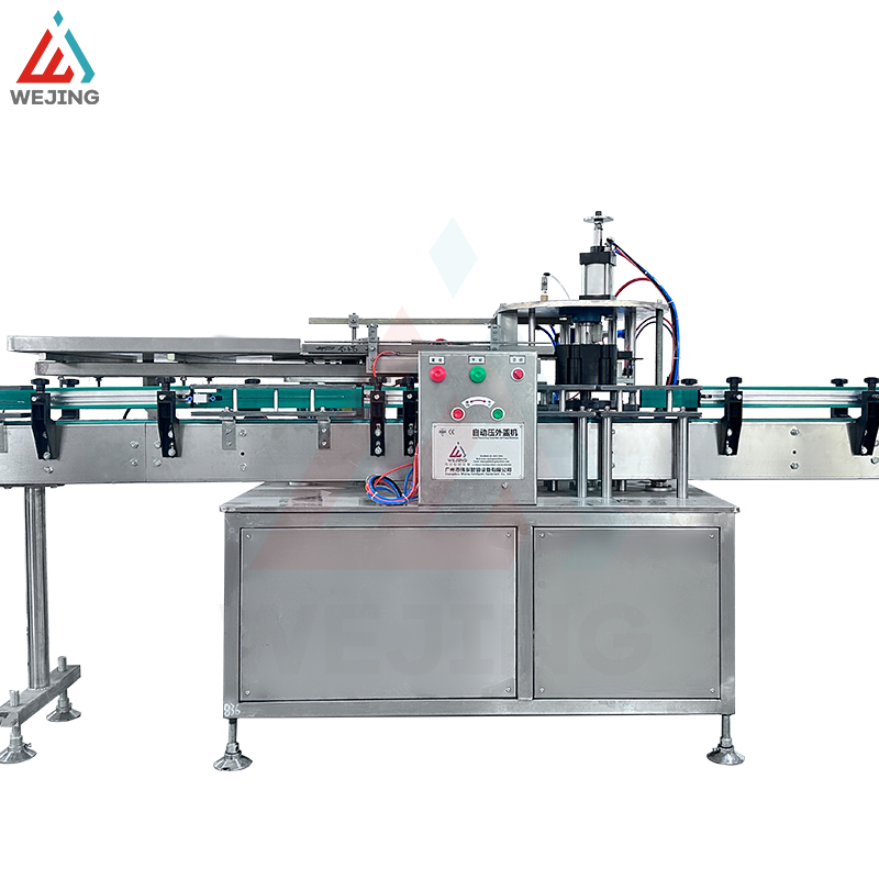 Cap-Inserted-and-Presser-Machine Шапка