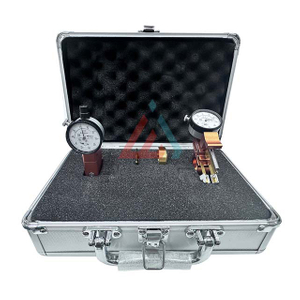 Інструмент для вимірювання висоти та діаметра ущільнювального балончика з аерозольного розпилювача