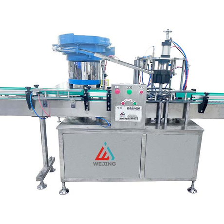 Об'єднаний привід для кришки машини та ковпачки все в одній машині з обмеженням 